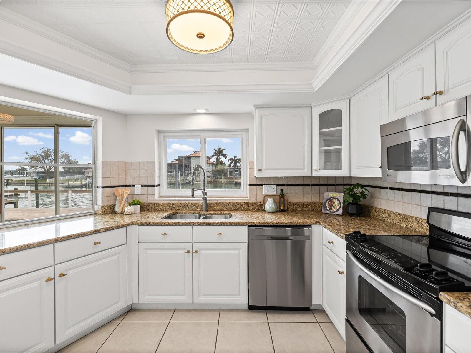 ISLAND ESTATE - Residential