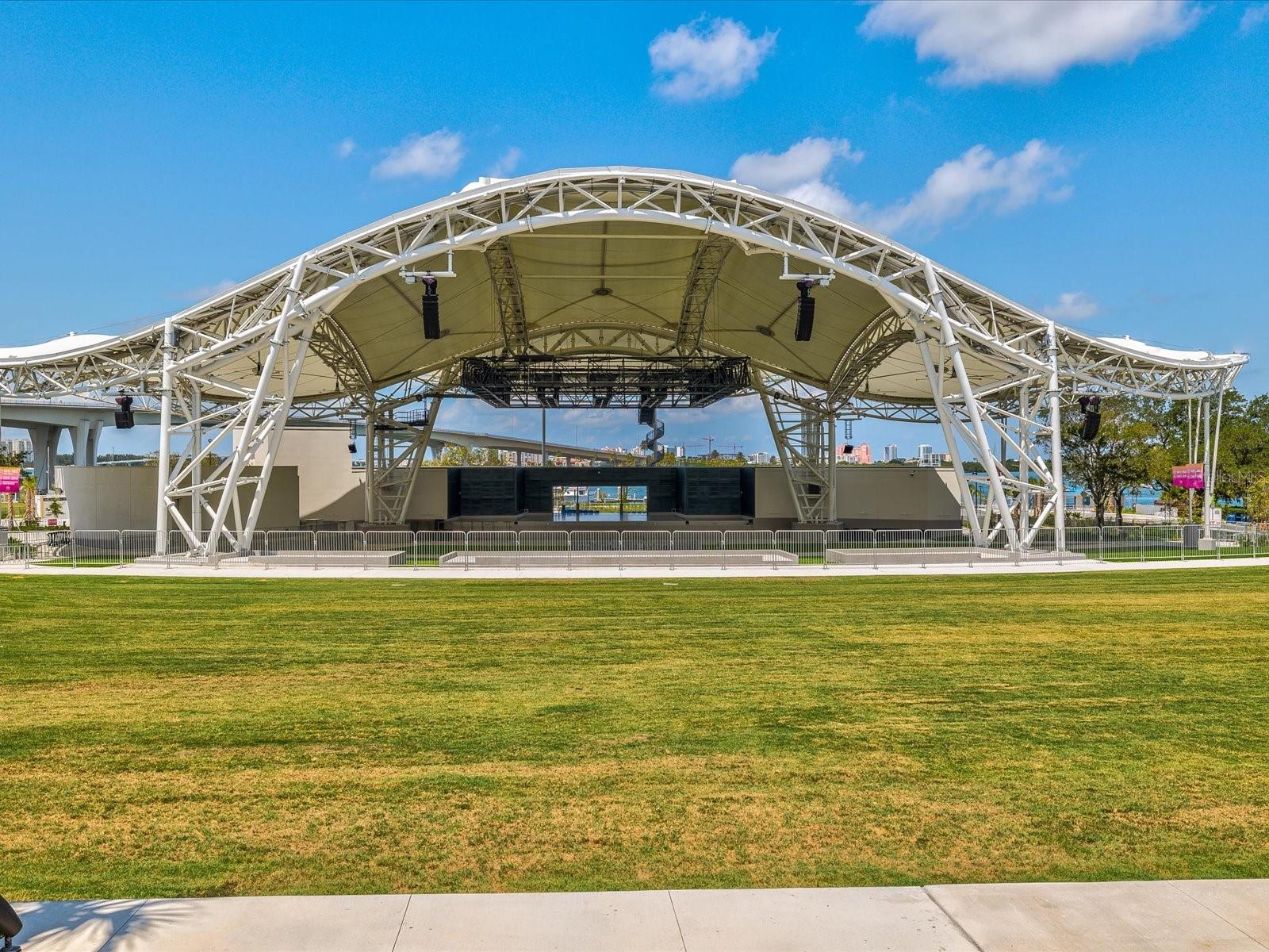 ISLAND ESTATE - Residential