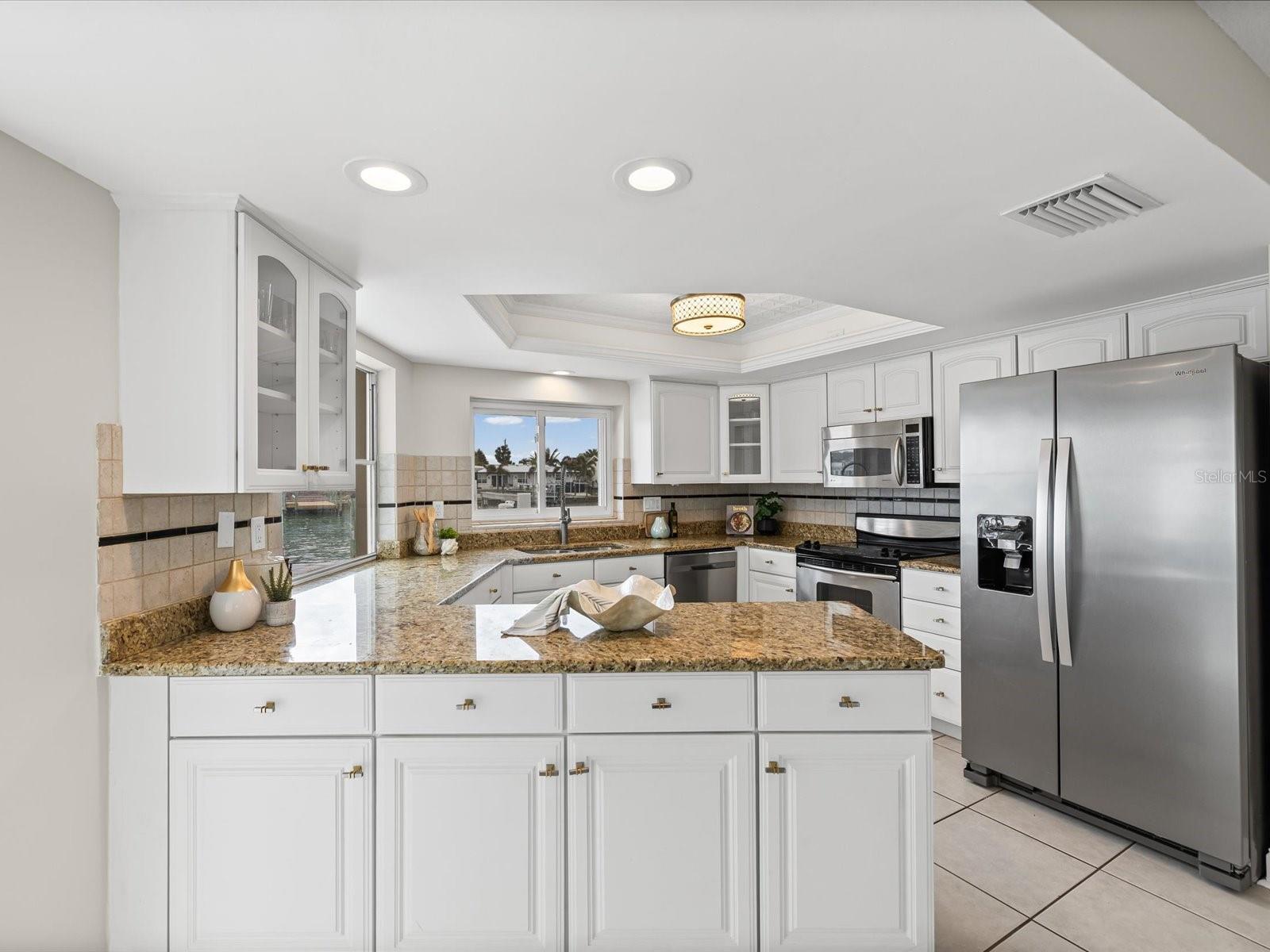 ISLAND ESTATE - Residential