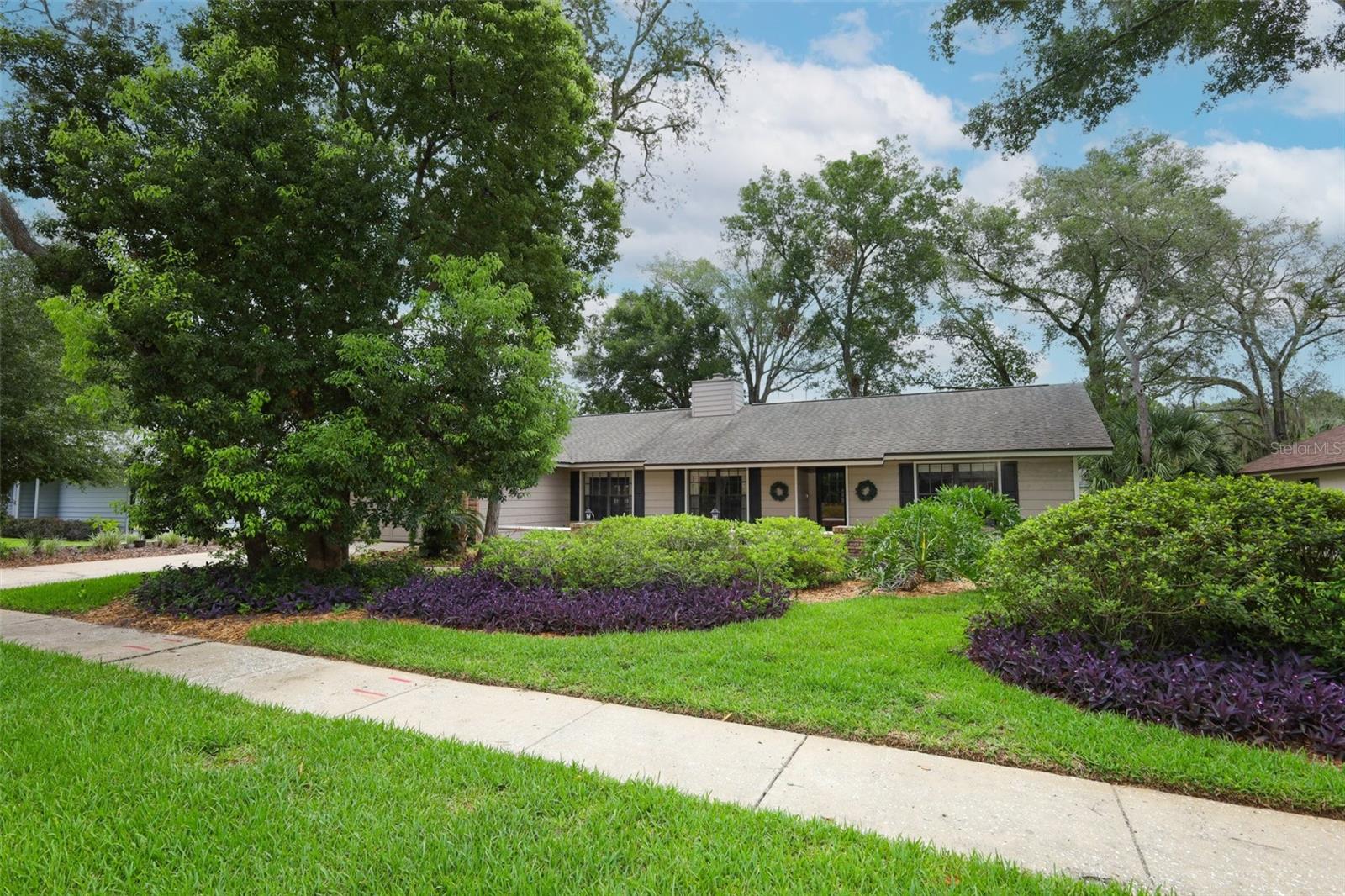2833 SUMMER BROOKE WAY