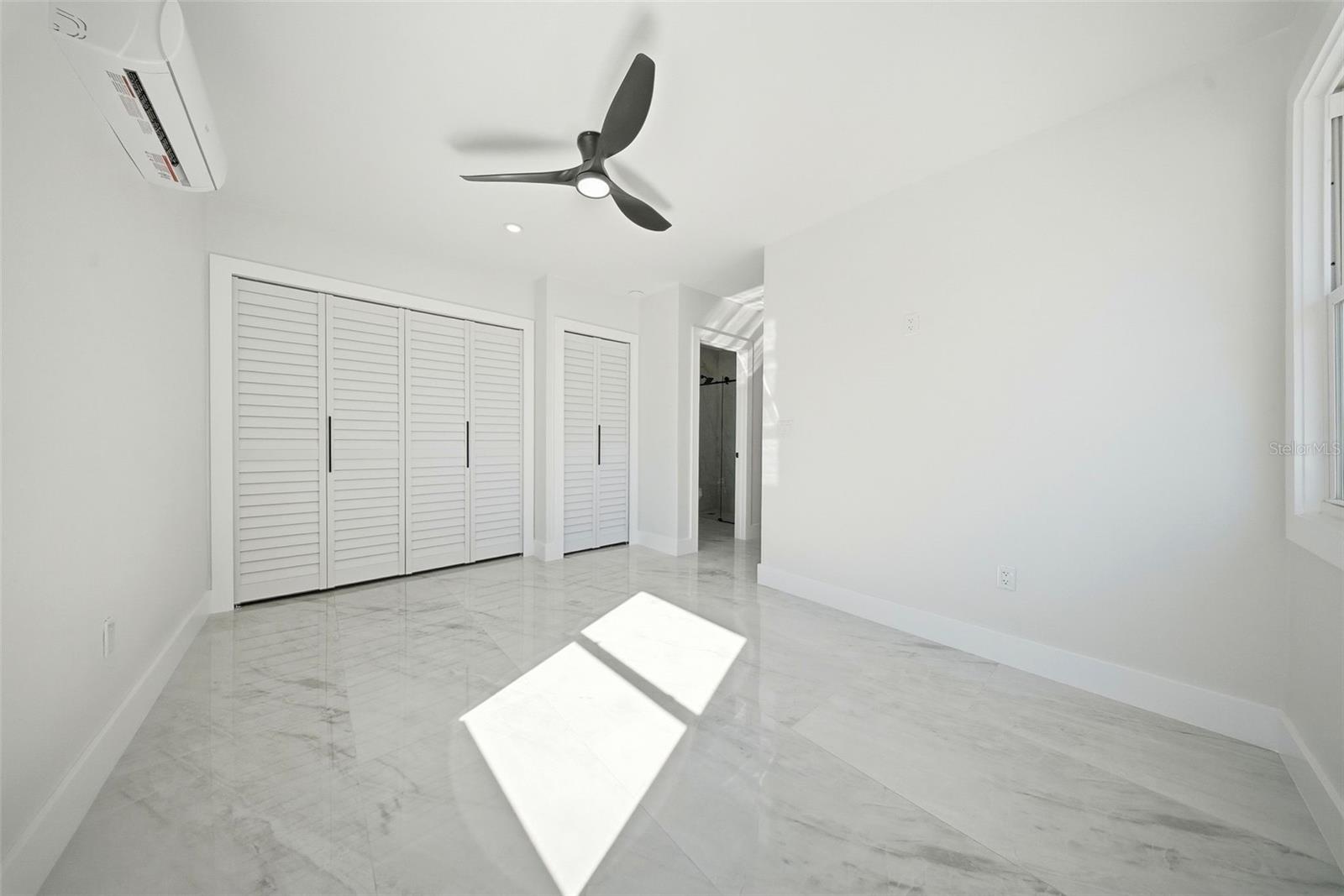 ROYAL PALM PARK - Commercial Sale