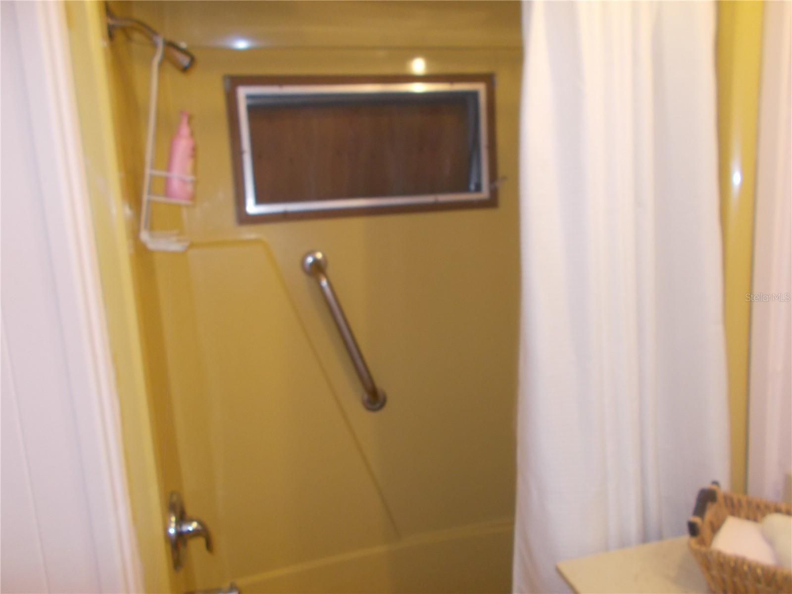HOLIDAY PARK - Residential