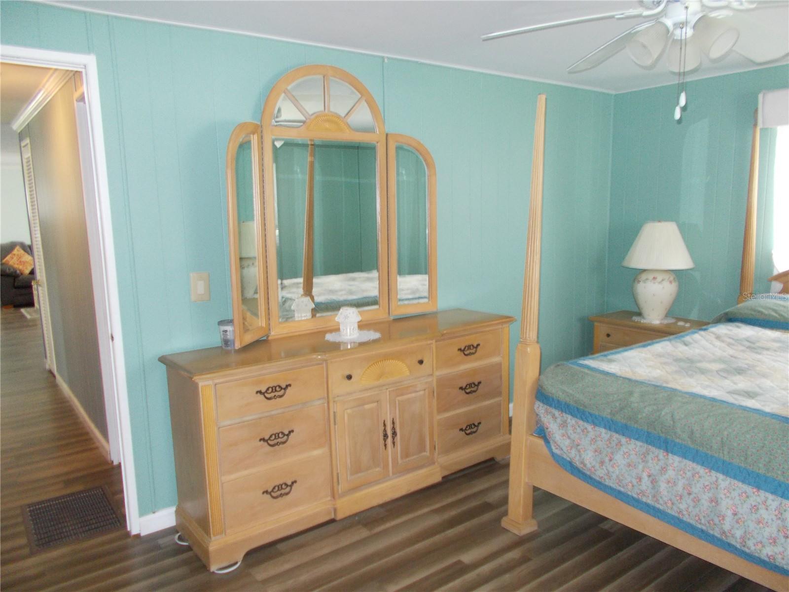 HOLIDAY PARK - Residential