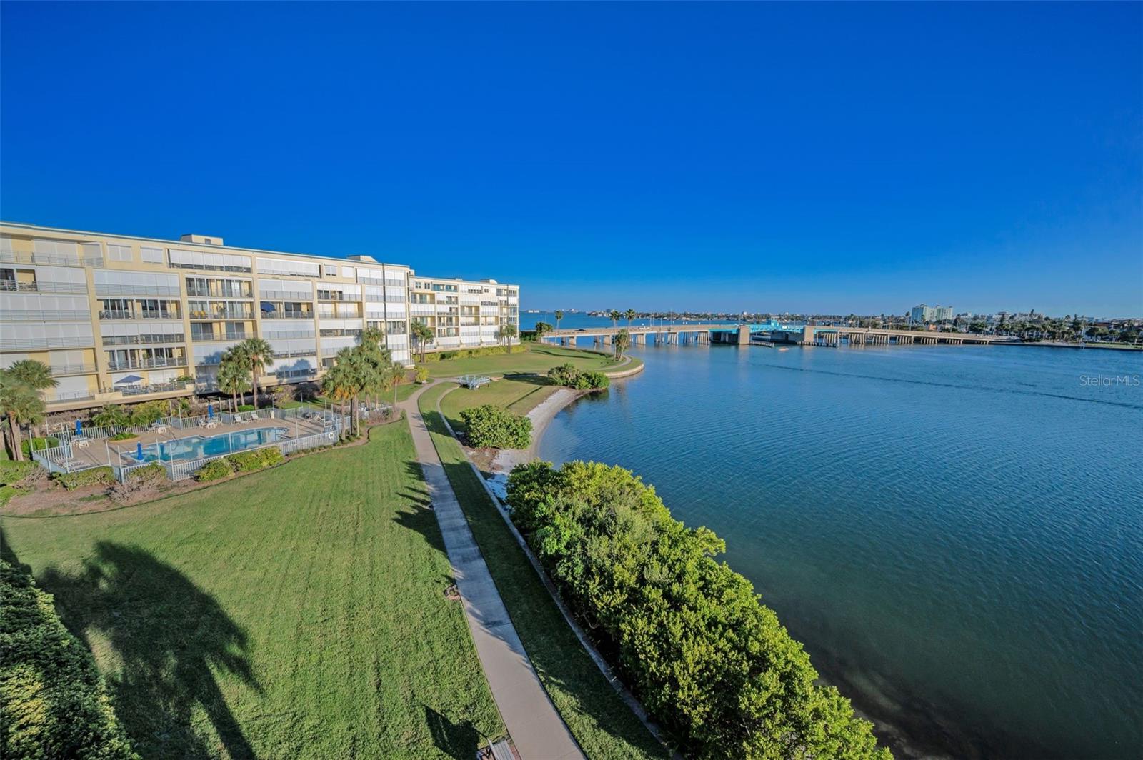 HARBOURSIDE CONDO - Residential