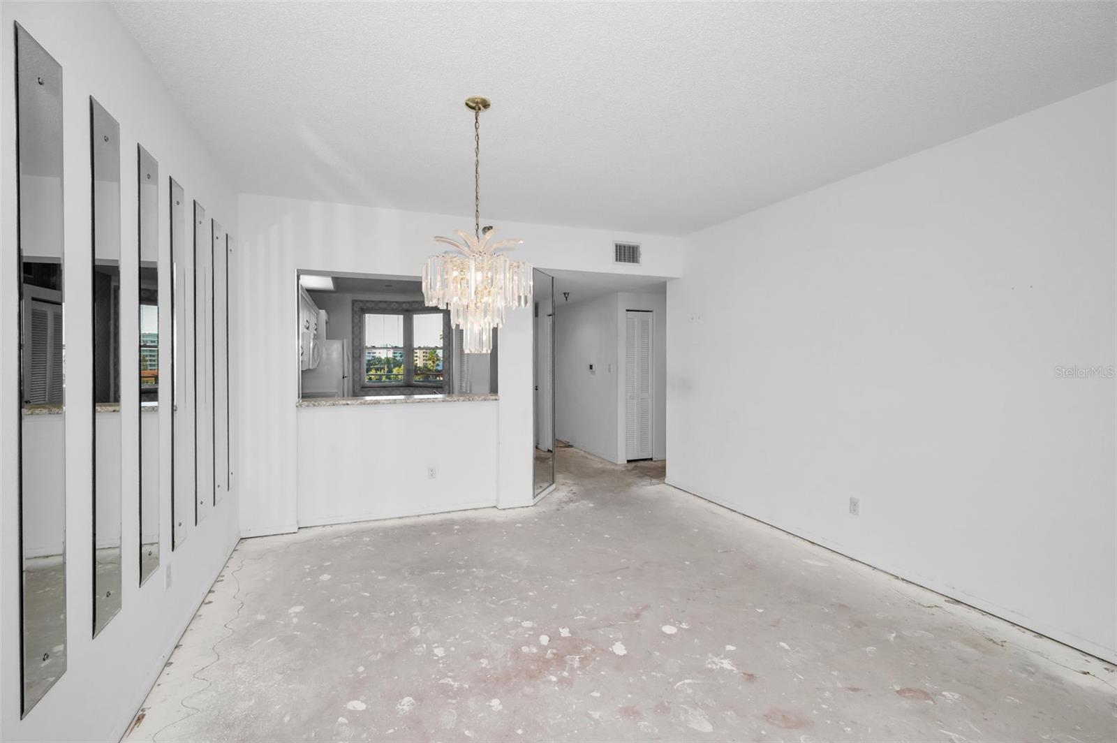 HARBOURSIDE CONDO - Residential