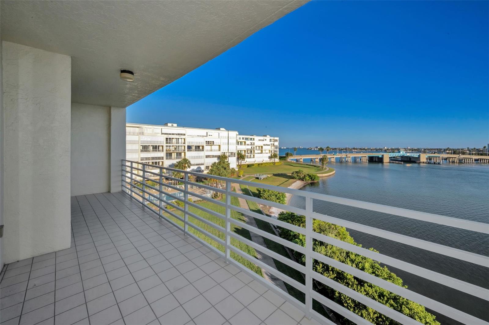 7882 SAILBOAT KEY BOULEVARD S 407