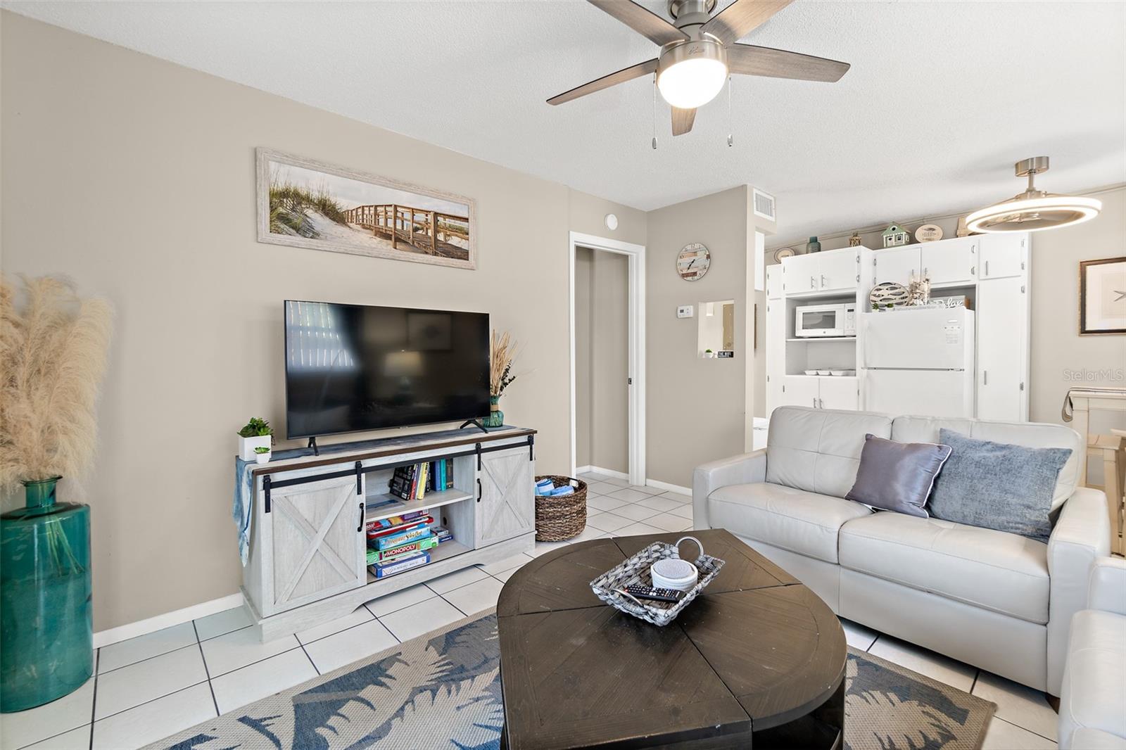 AVON BY SEA - Residential