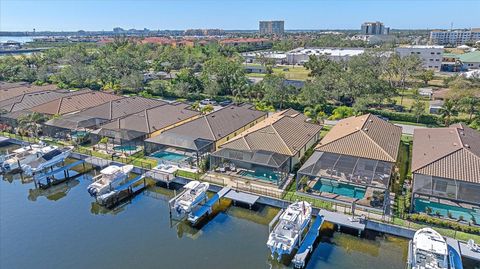 A home in PALMETTO