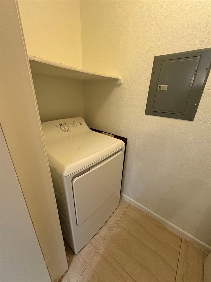 REGENCY GARDENS CONDOMINIUMS - Residential