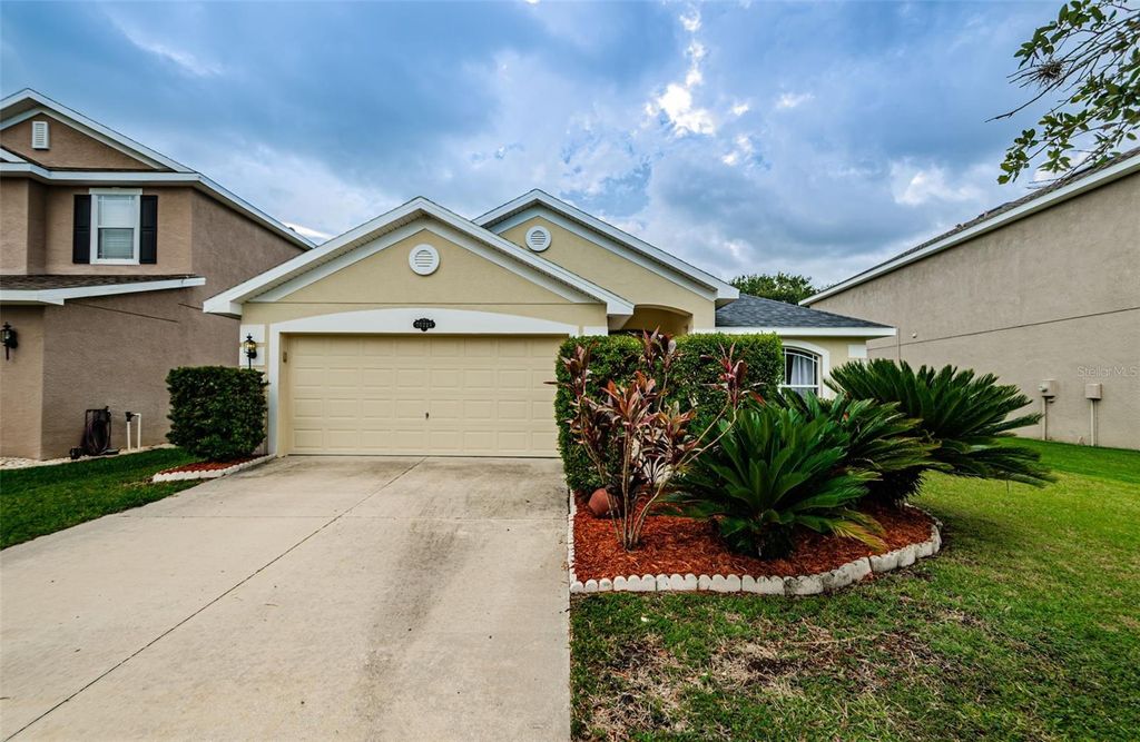 Photo of 20229 Natures Spirit Drive, Tampa, FL 33647 (MLS # TB8403682)