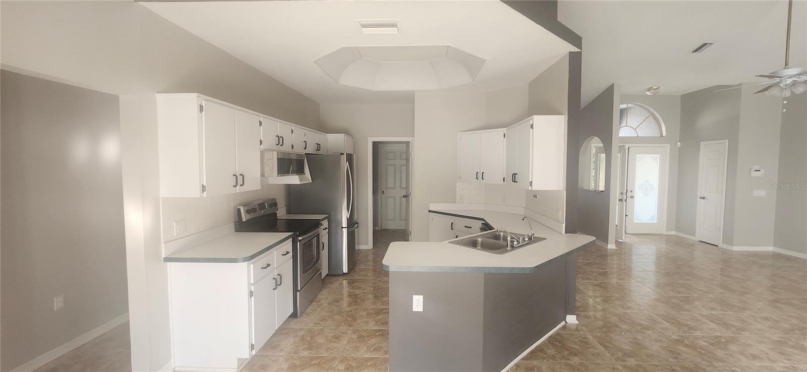 SPRING HILL - Residential