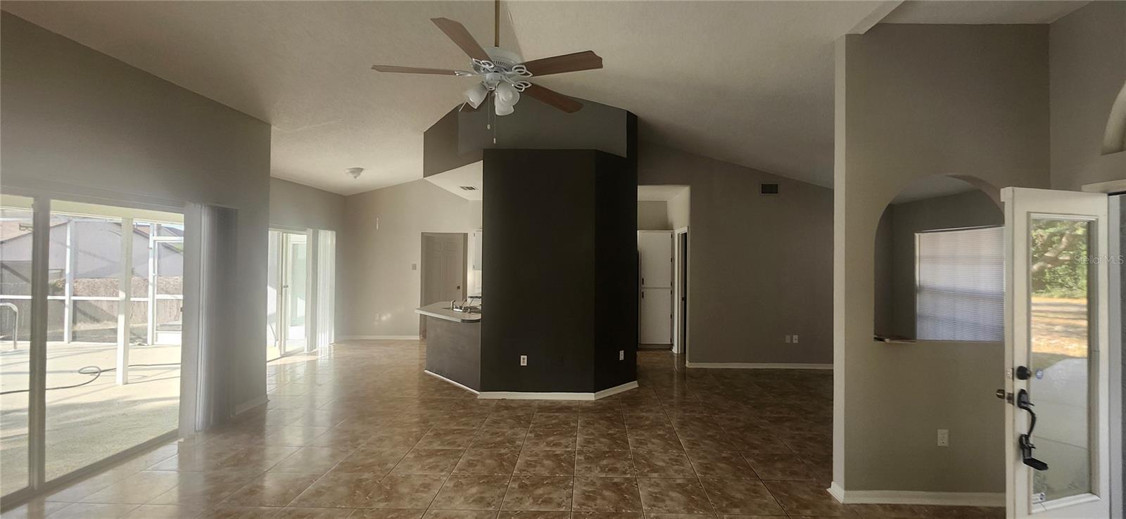 SPRING HILL - Residential