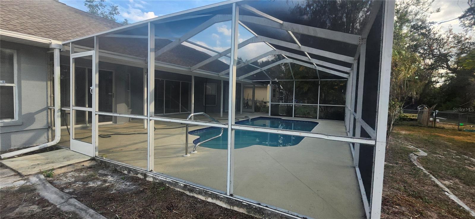 SPRING HILL - Residential