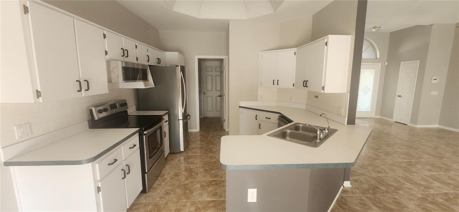 SPRING HILL - Residential