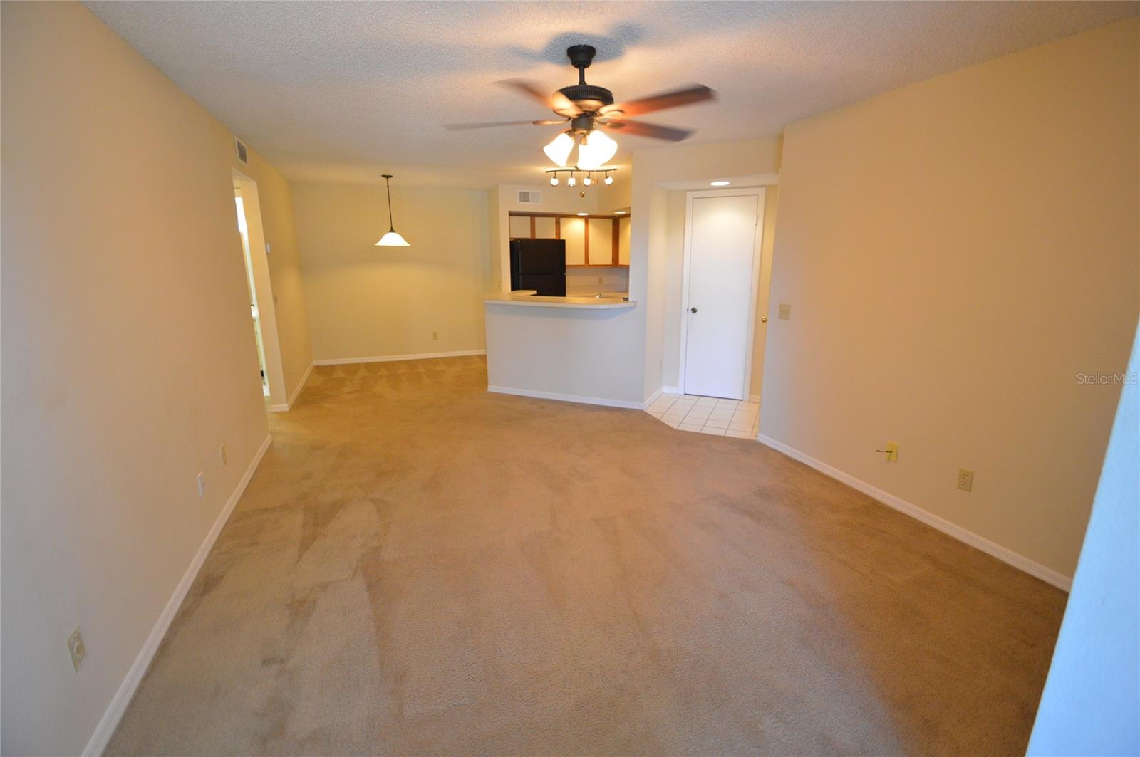 VENETIAN PLACE CONDO - Residential Lease