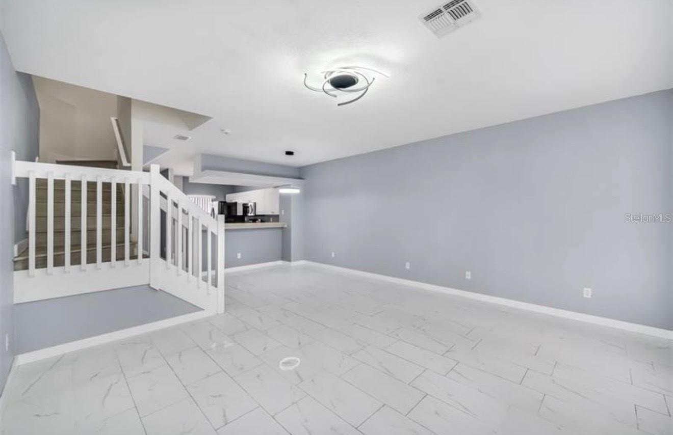 MANHATTAN-HUMPHREY TWNHMS U - Residential Lease