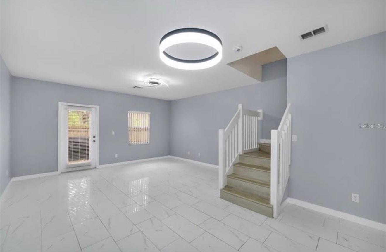 MANHATTAN-HUMPHREY TWNHMS U - Residential Lease