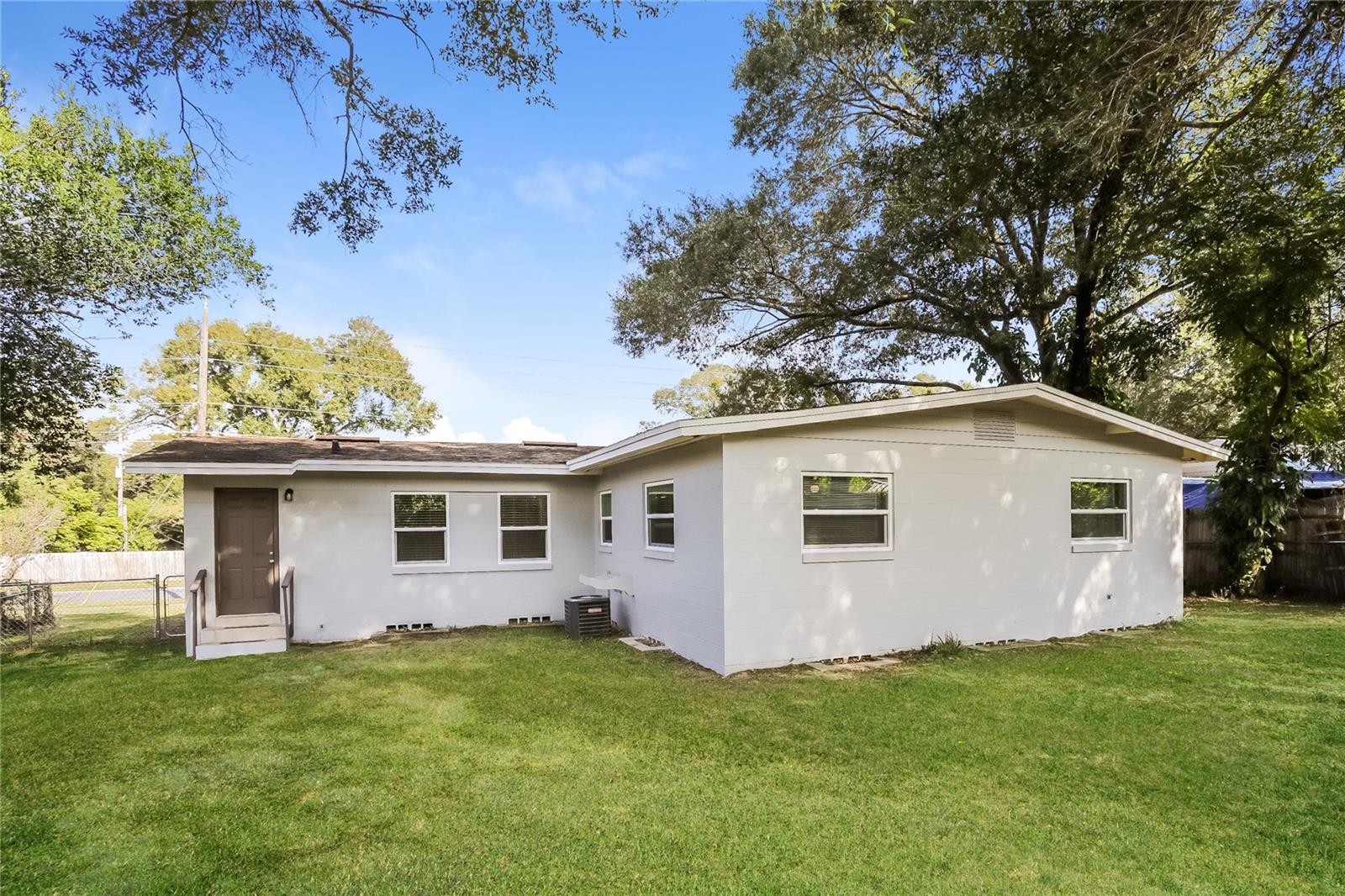 HIAWASSA HIGHLANDS - Residential Lease