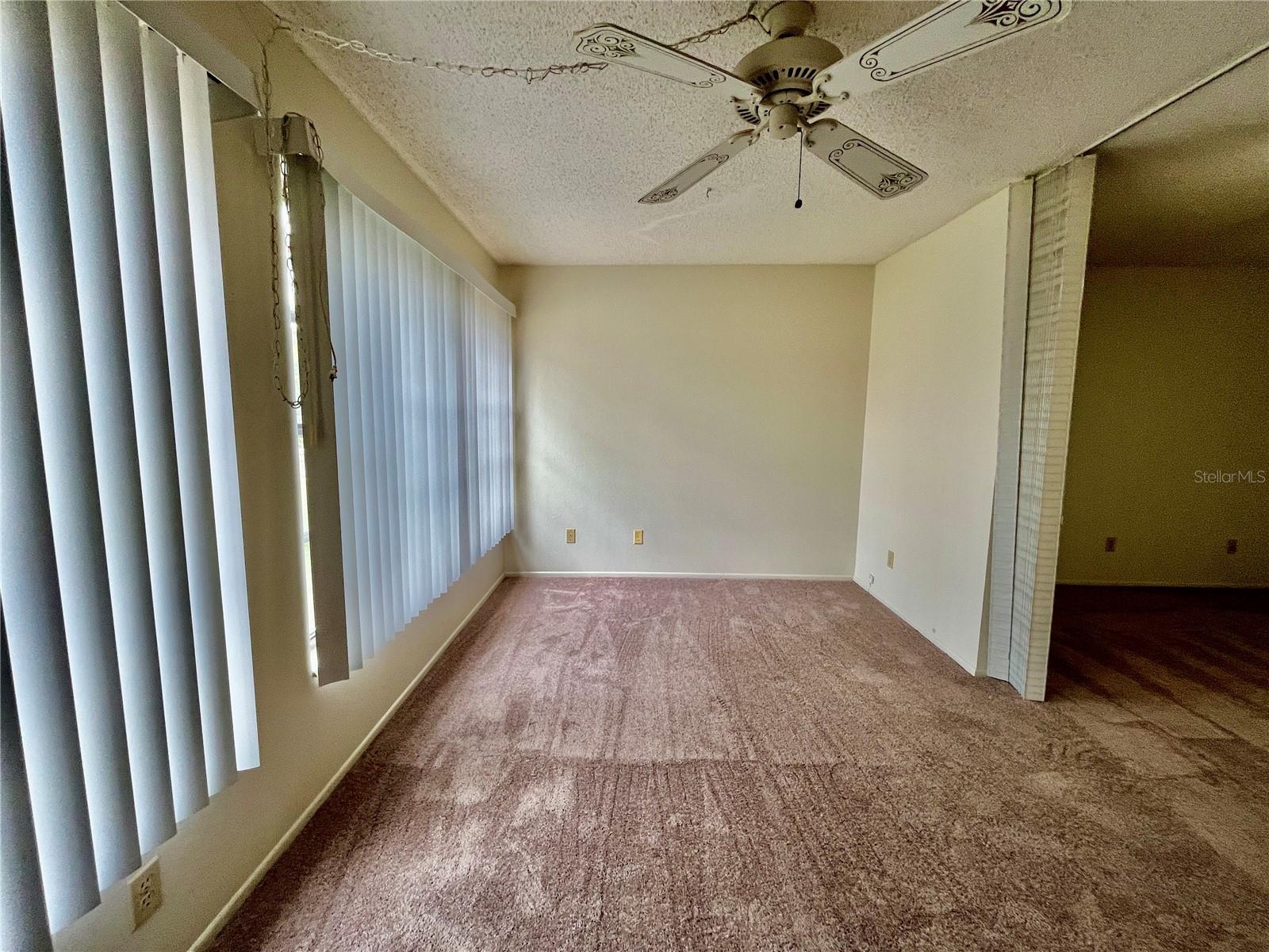 ON TOP OF THE WORLD - Residential