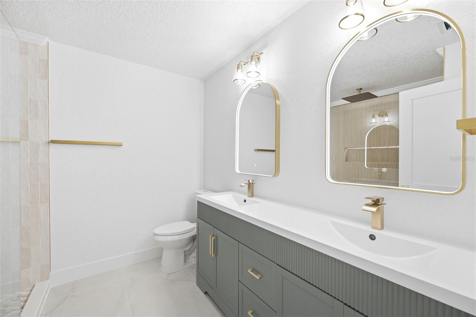 GULF HARBORS WOODLANDS - Residential