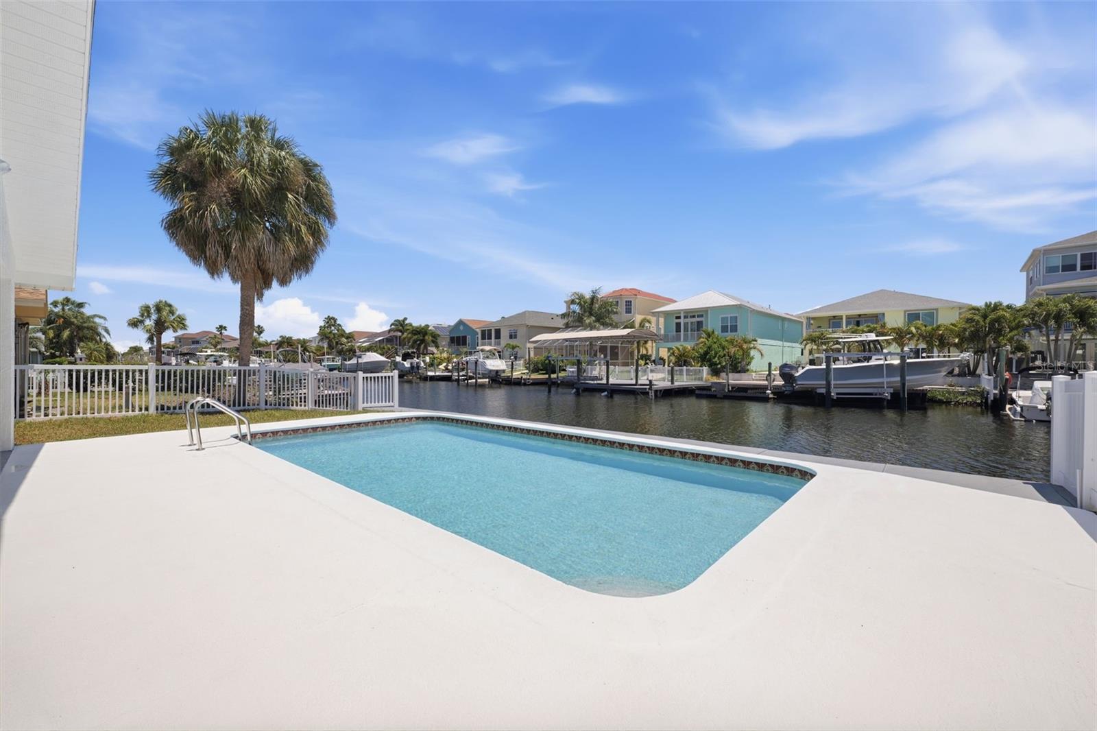 GULF HARBORS WOODLANDS - Residential