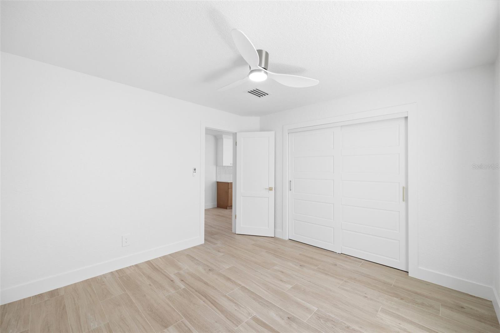 GULF HARBORS WOODLANDS - Residential