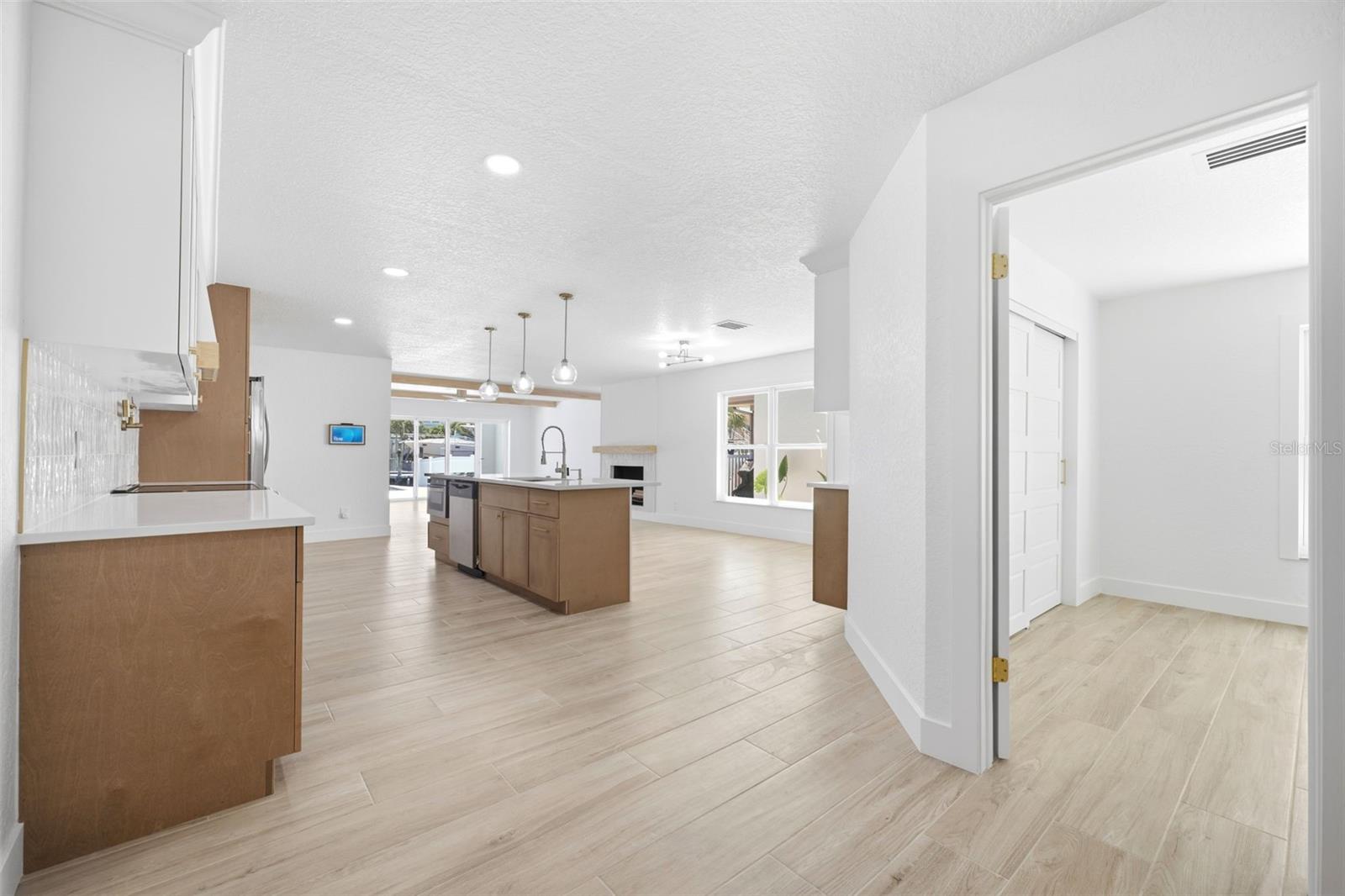 GULF HARBORS WOODLANDS - Residential