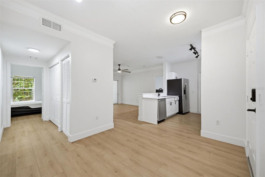 Photo of 4207 S Dale Mabry Highway #6213, Tampa, FL 33611 (MLS # TB8512042)