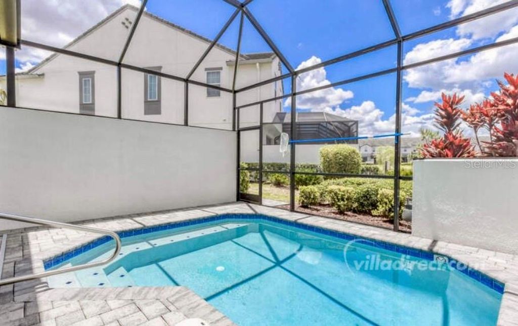 Photo of 405 Captiva Drive, Davenport, FL 33896 (MLS # O6408365)