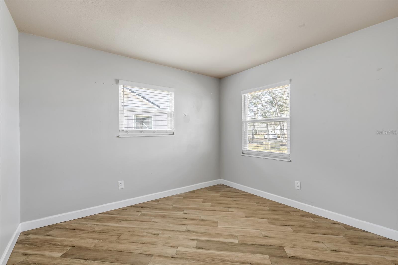 HAWKS LANDING AT PELICAN BAY CONDO PH 01-06 AMD 01 - Residential