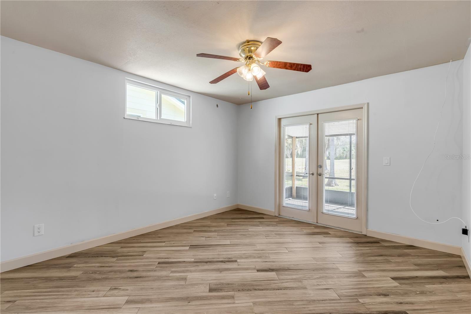 HAWKS LANDING AT PELICAN BAY CONDO PH 01-06 AMD 01 - Residential