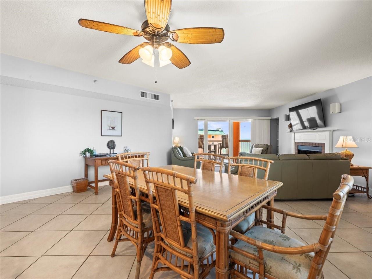 BEACH COTTAGE CONDO - Residential