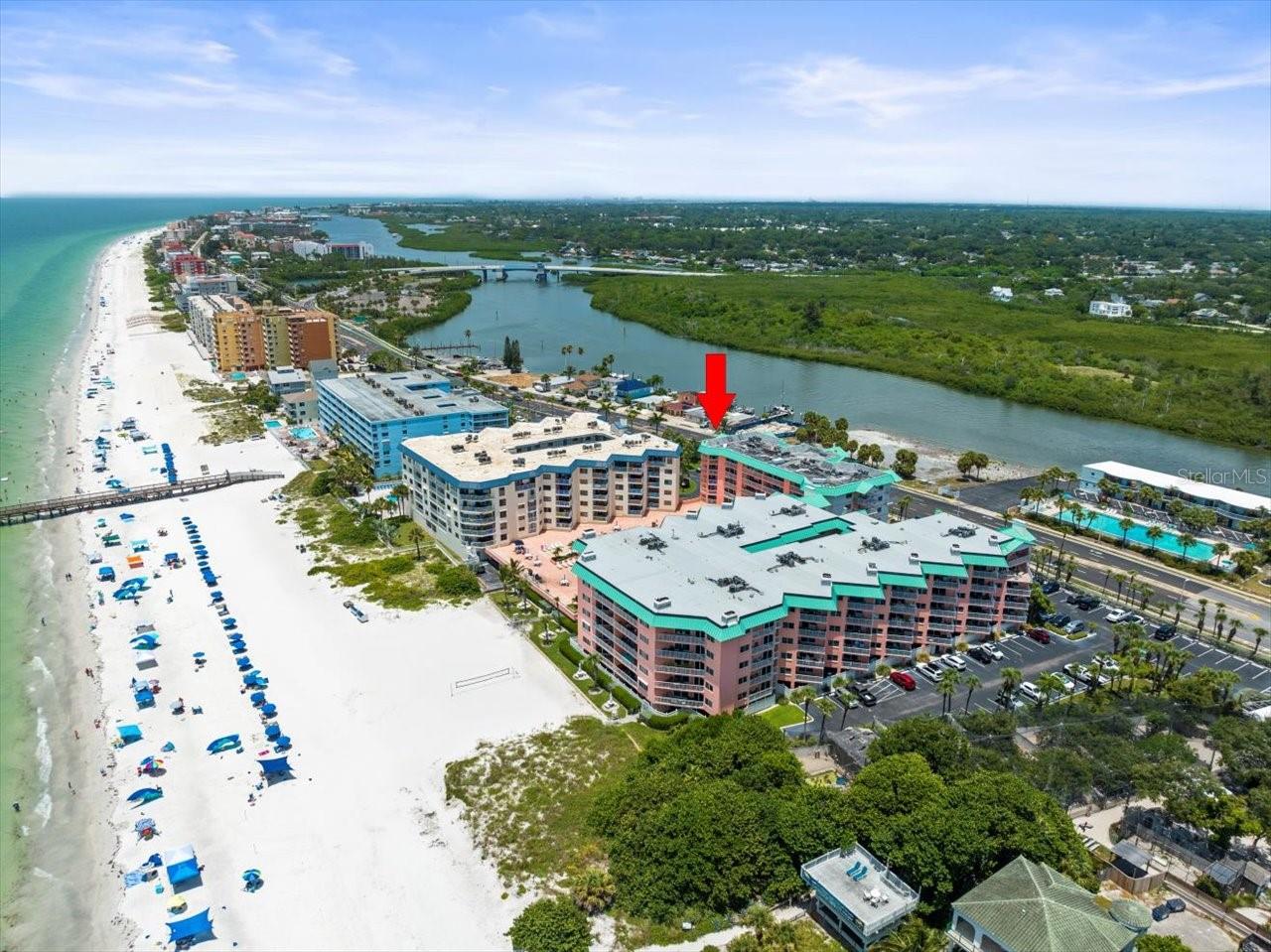 BEACH COTTAGE CONDO - Residential