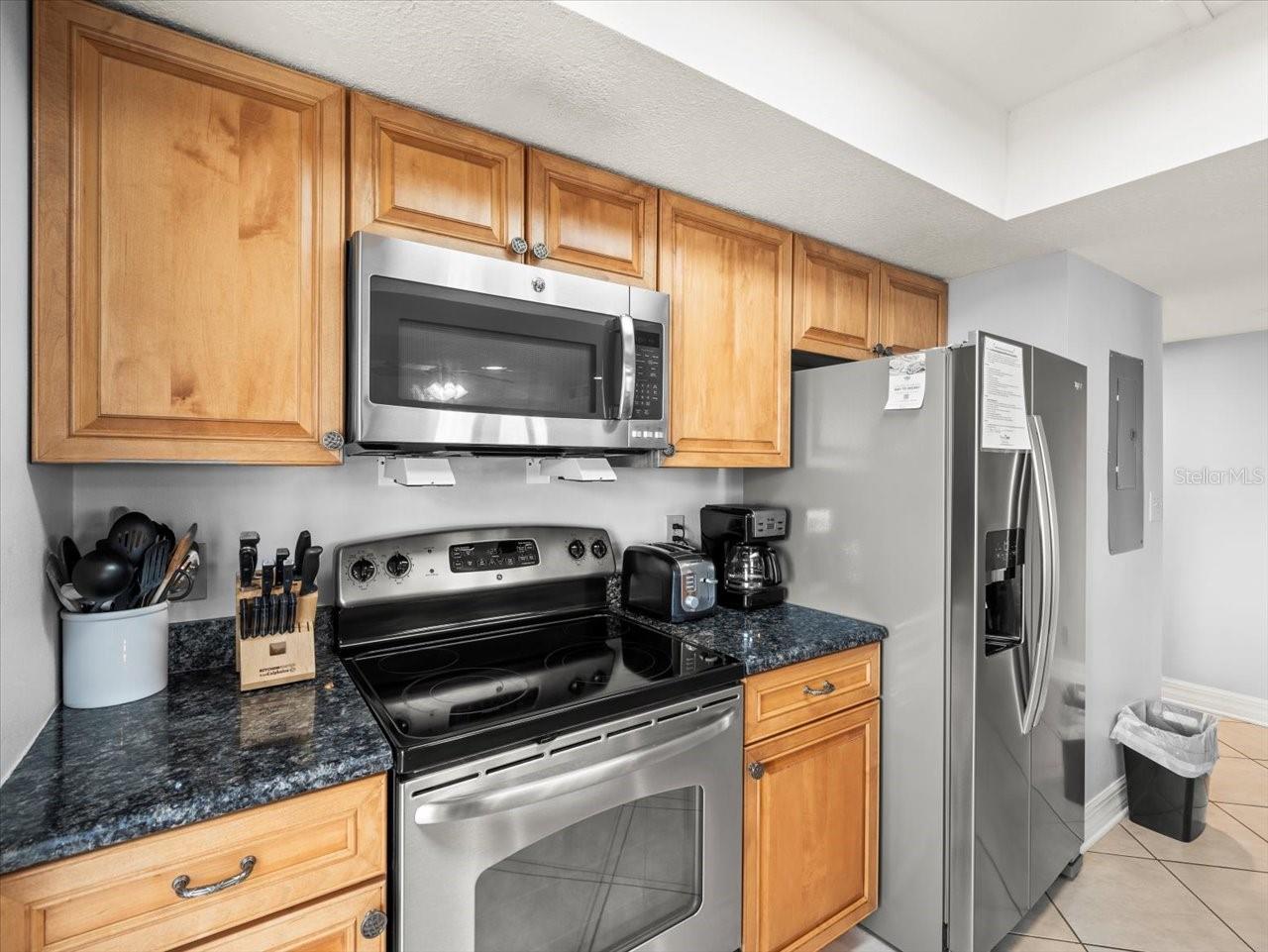 BEACH COTTAGE CONDO - Residential