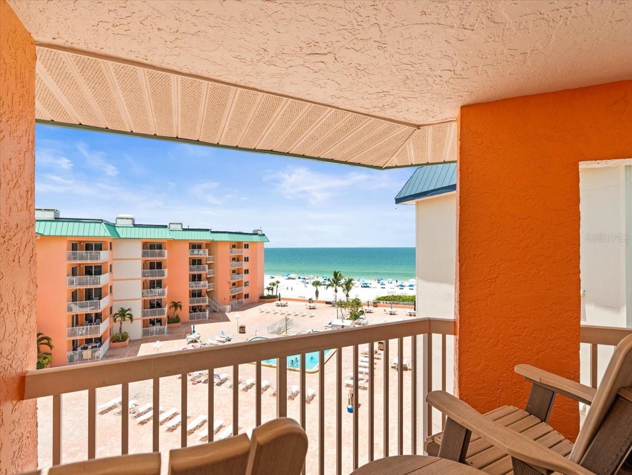 BEACH COTTAGE CONDO - Residential