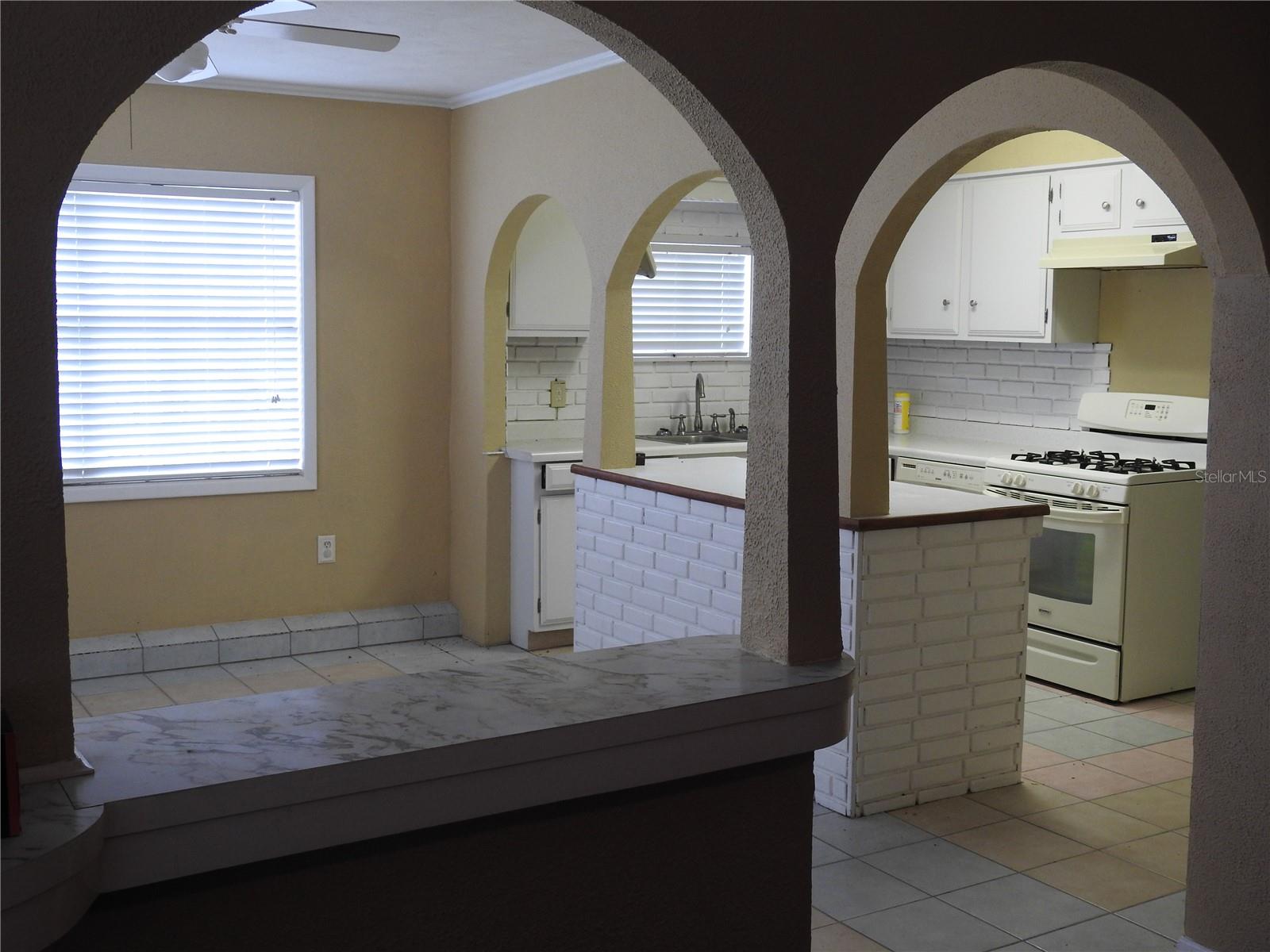 ORANGE HOMES 02 - Commercial Sale