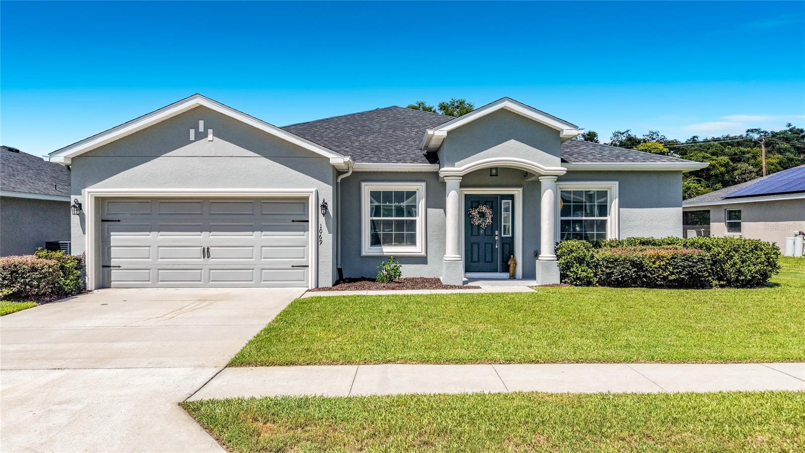 1069 SANDPIPER LOOP