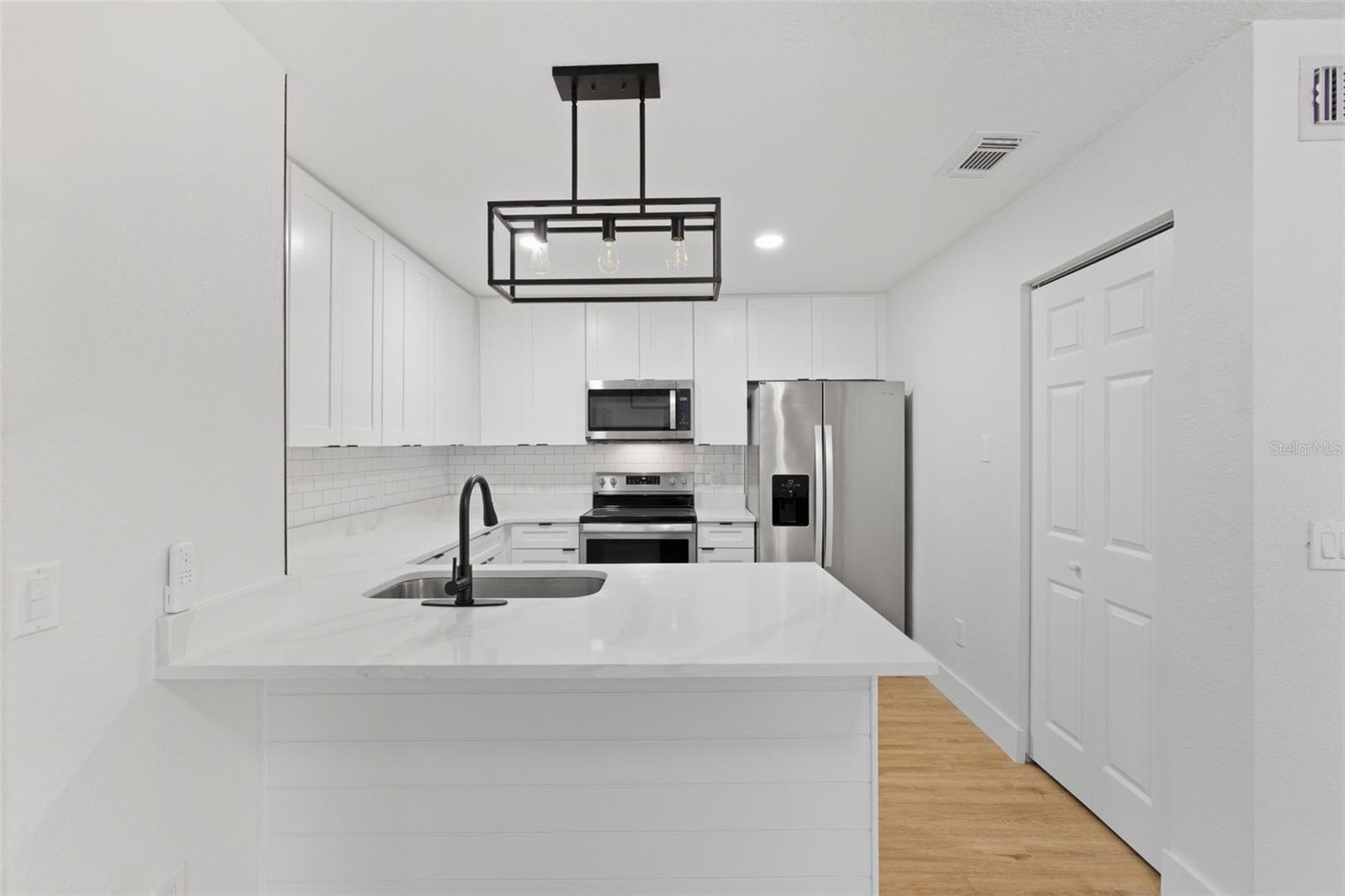 VILLAGE GROVE PH 02 - Residential