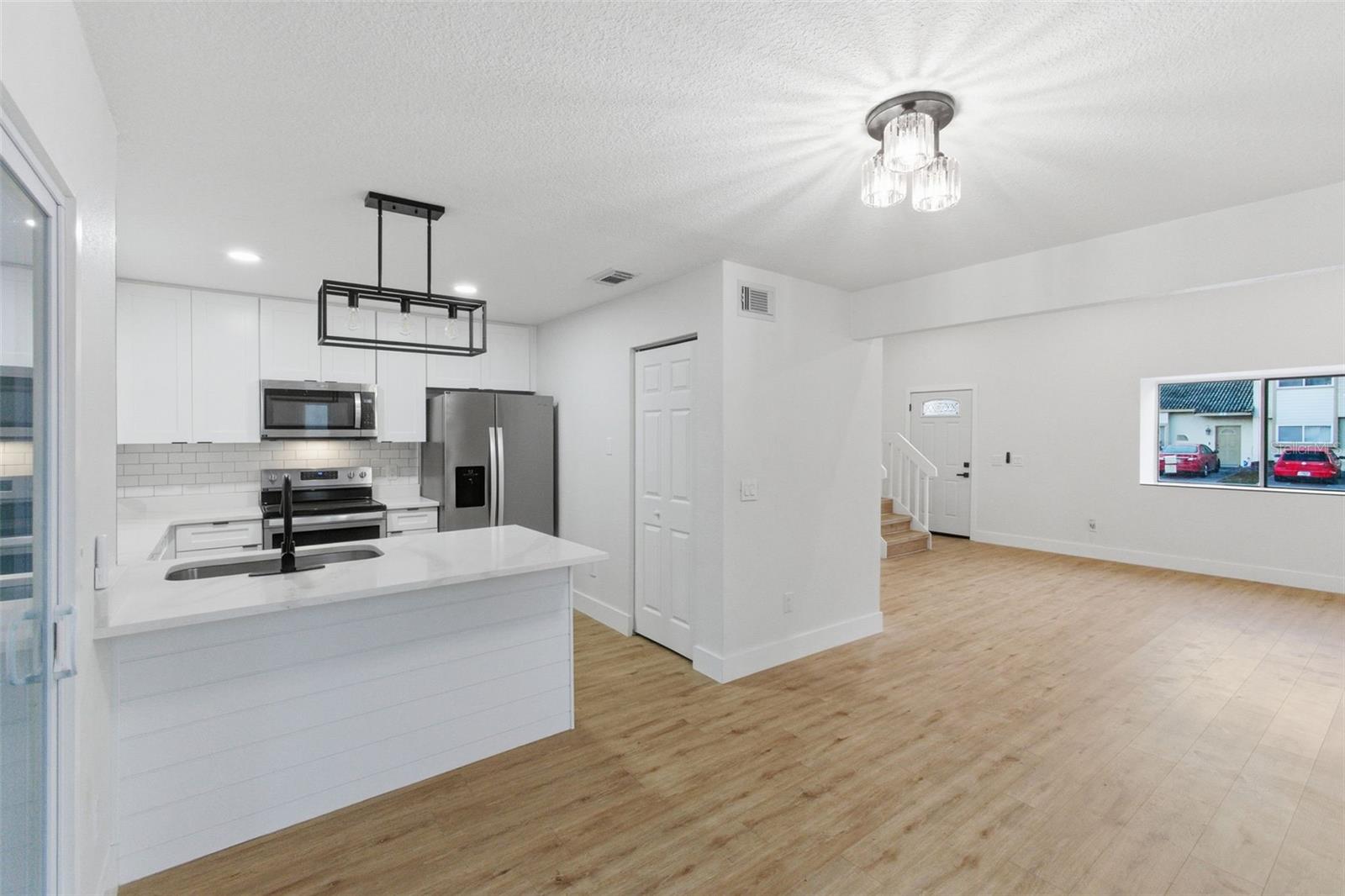 VILLAGE GROVE PH 02 - Residential