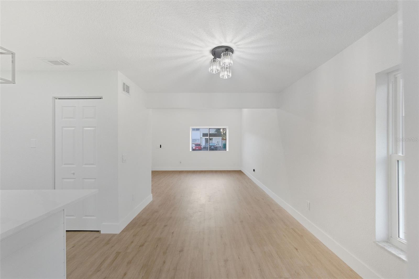 VILLAGE GROVE PH 02 - Residential