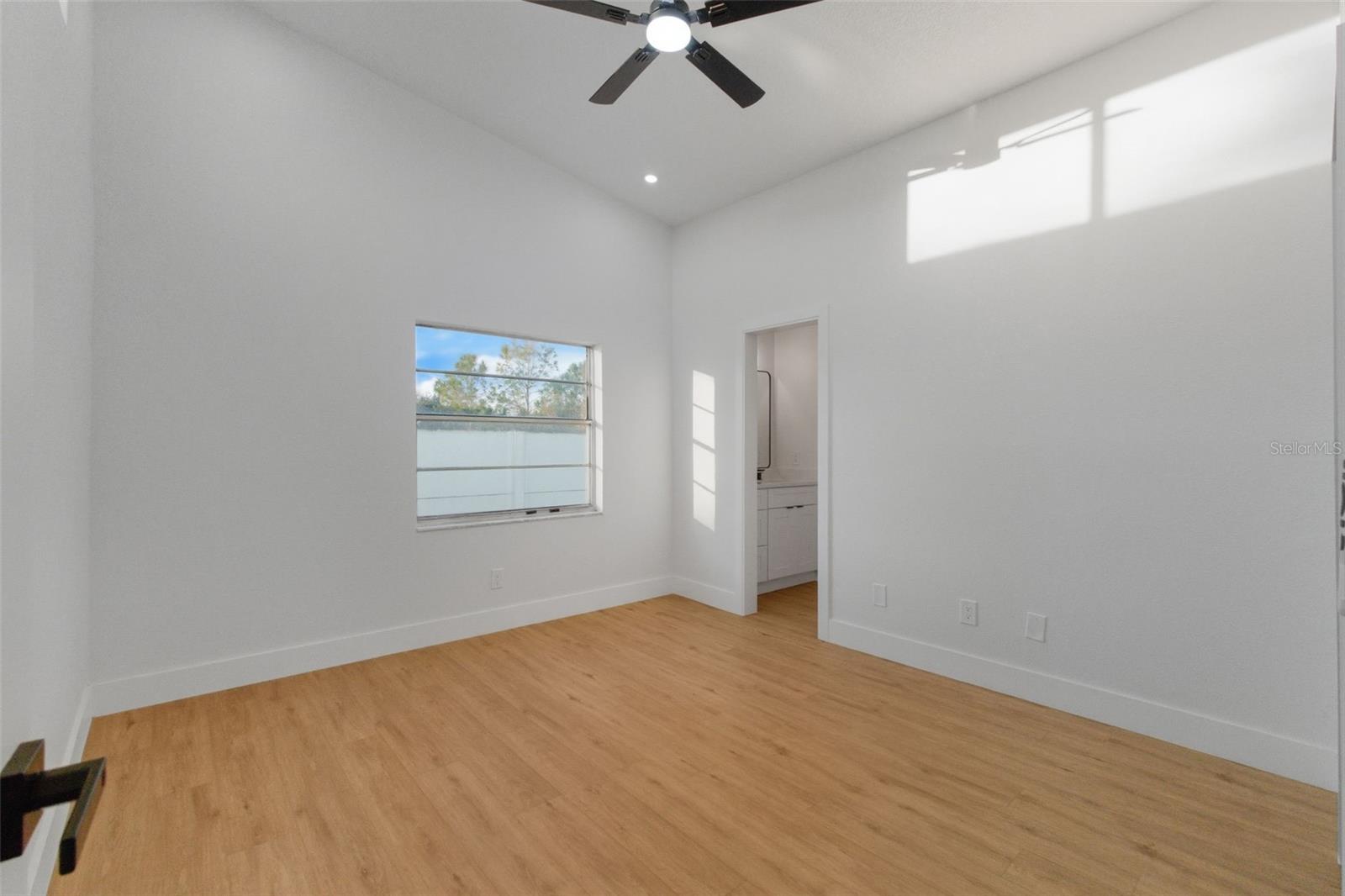 VILLAGE GROVE PH 02 - Residential