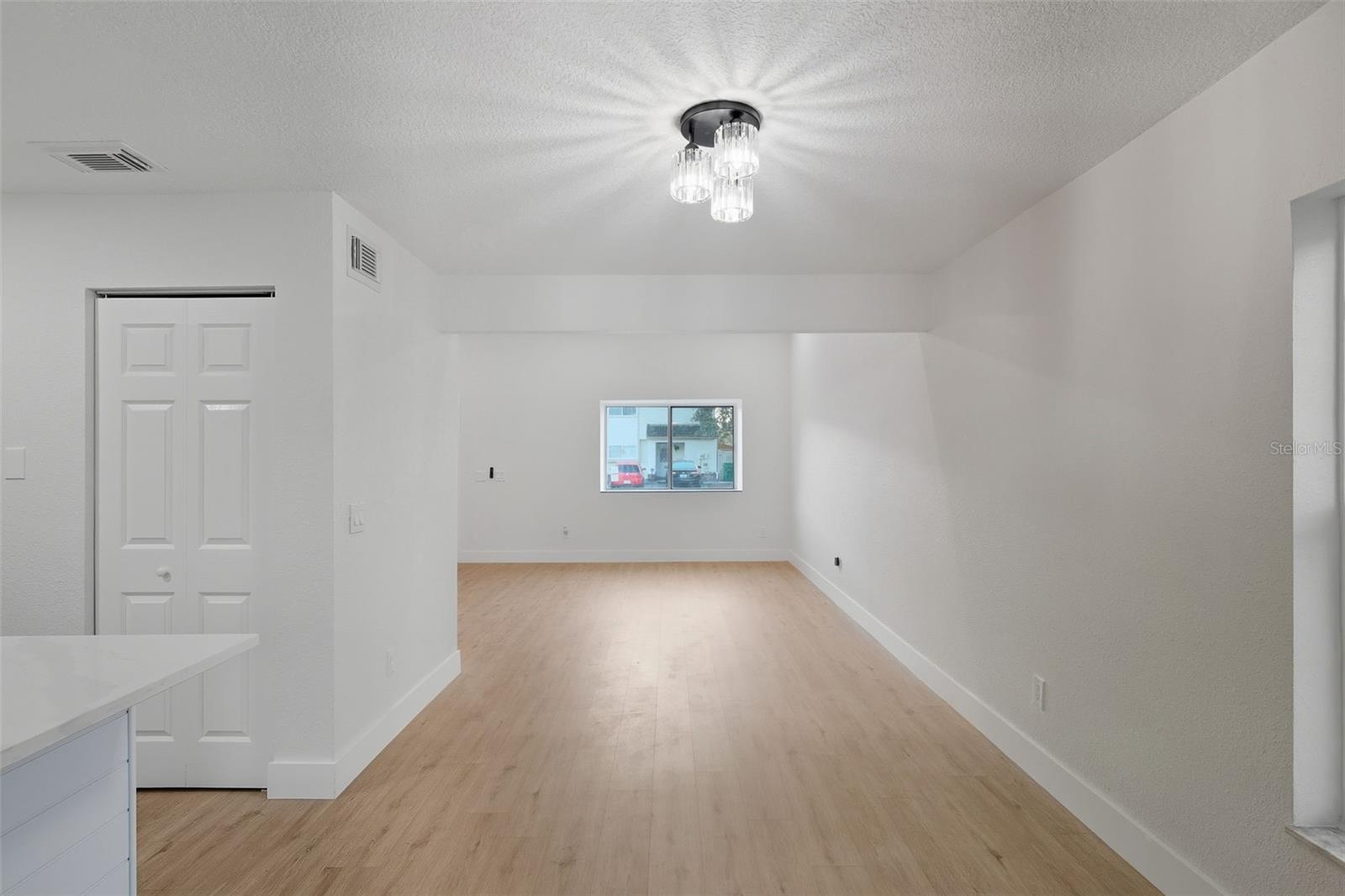 VILLAGE GROVE PH 02 - Residential