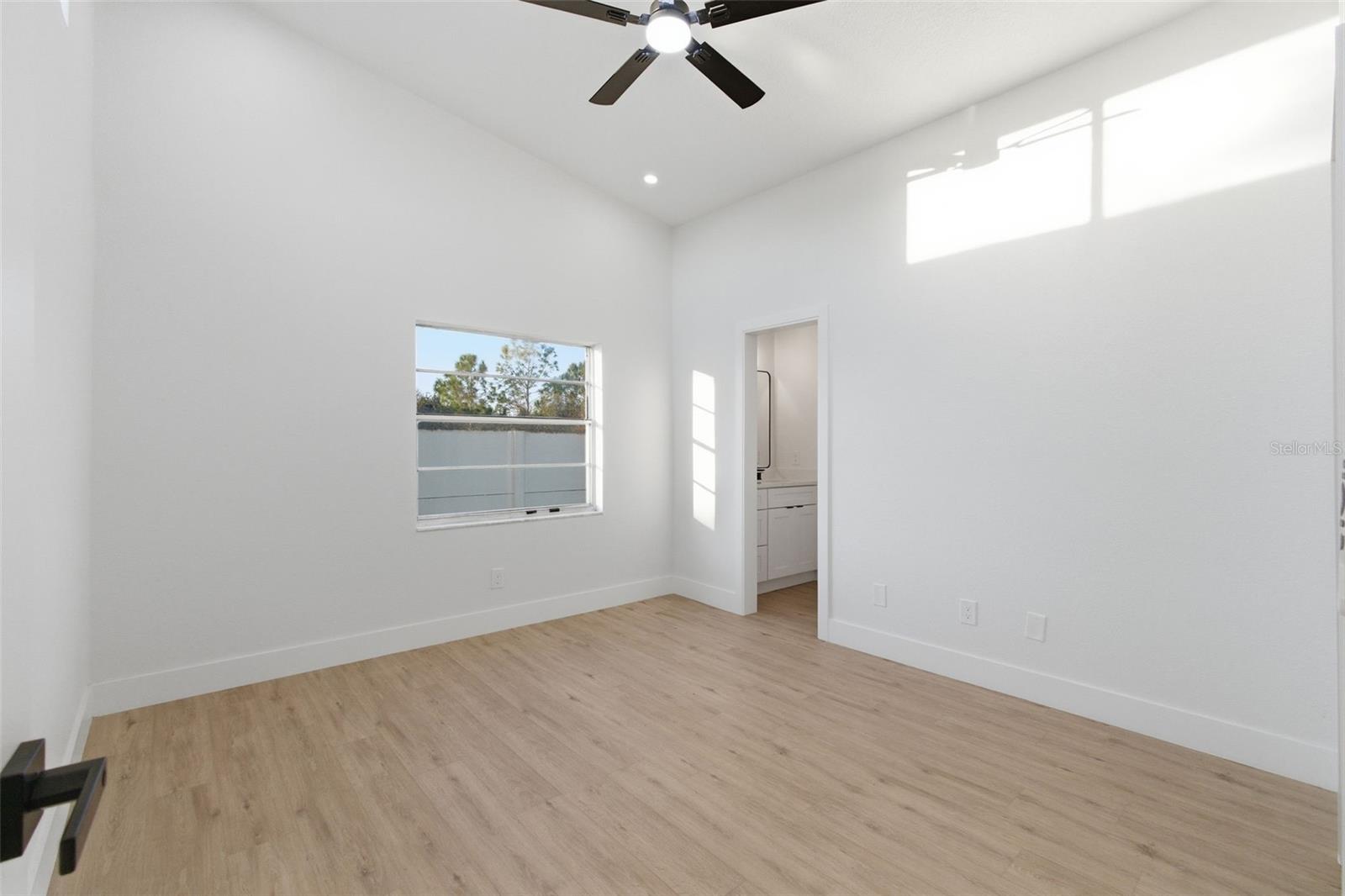 VILLAGE GROVE PH 02 - Residential