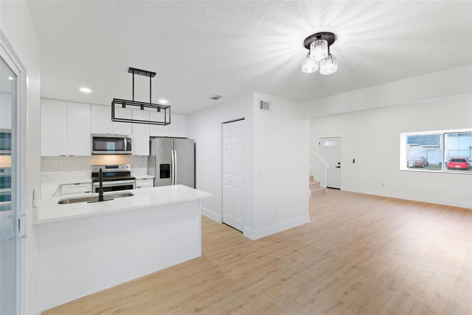 VILLAGE GROVE PH 02 - Residential