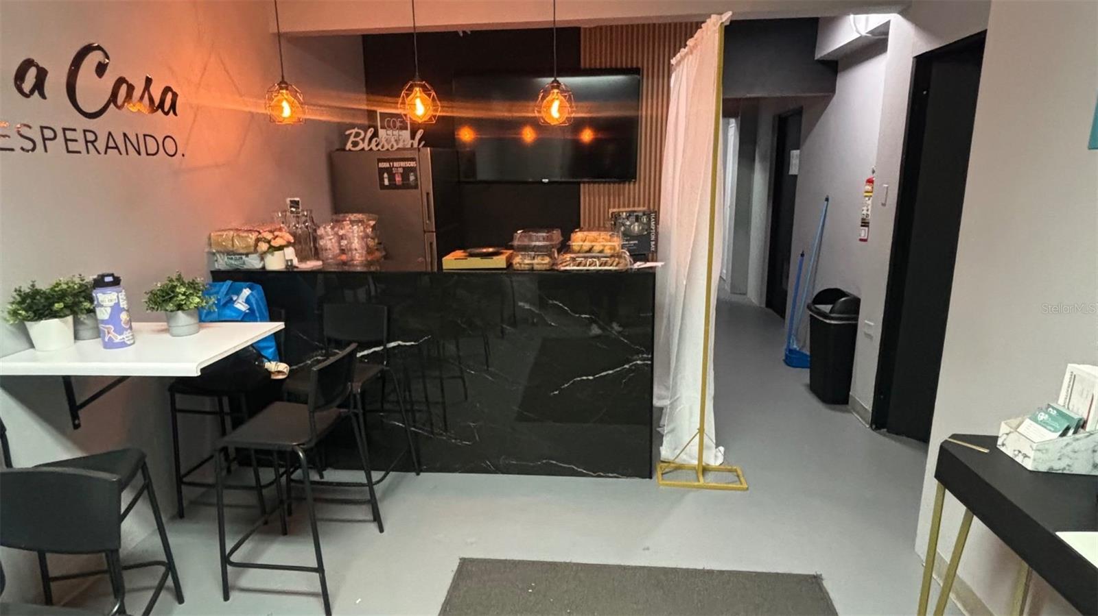 URBANIZACION CATALANA - Residential