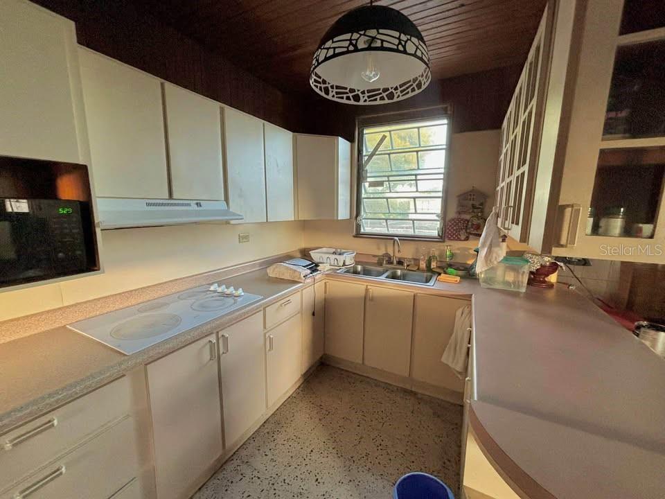 URBANIZACION CATALANA - Residential