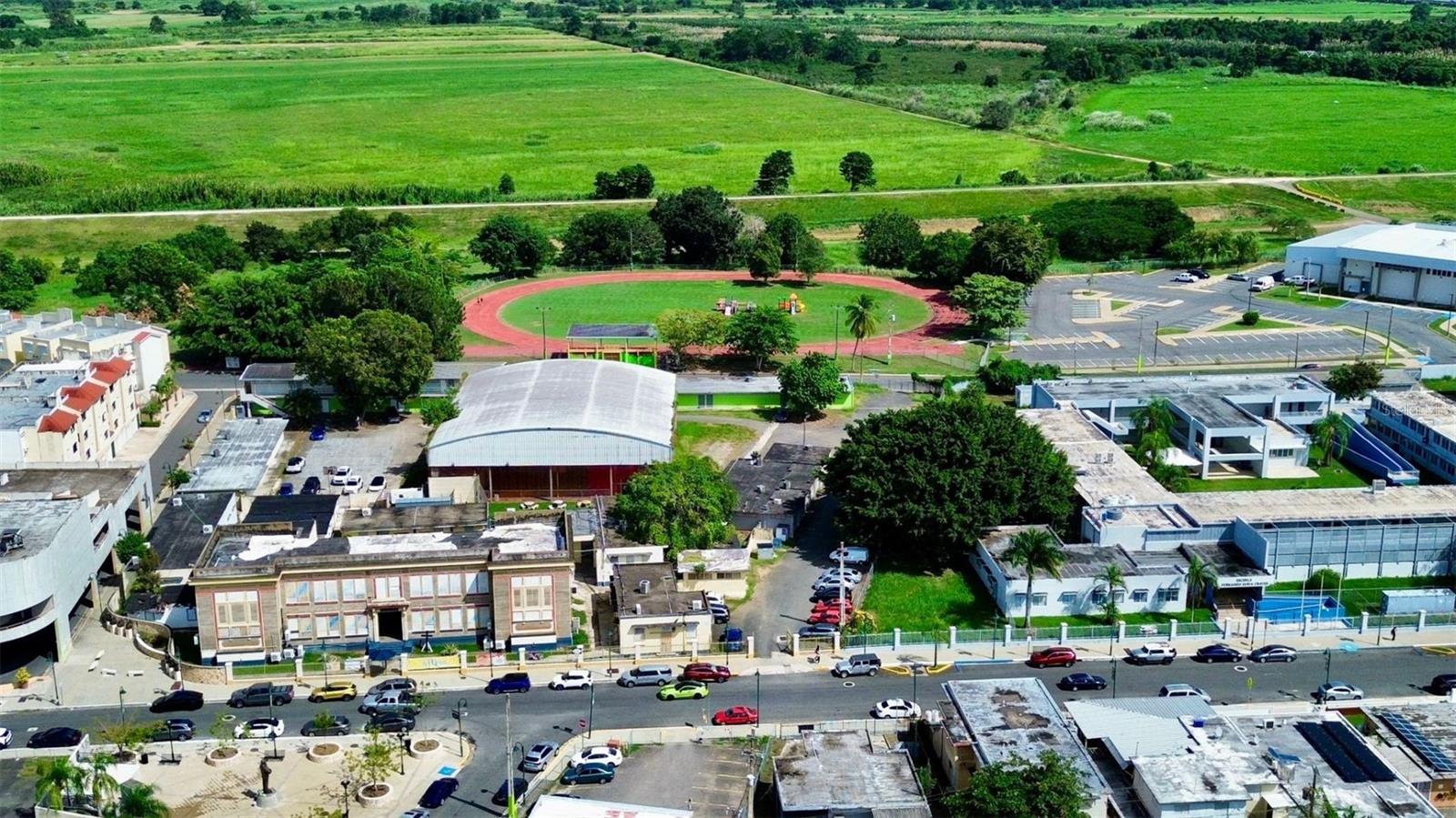 URBANIZACION CATALANA - Residential