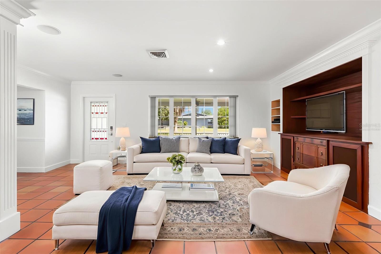 208 77TH STREET W