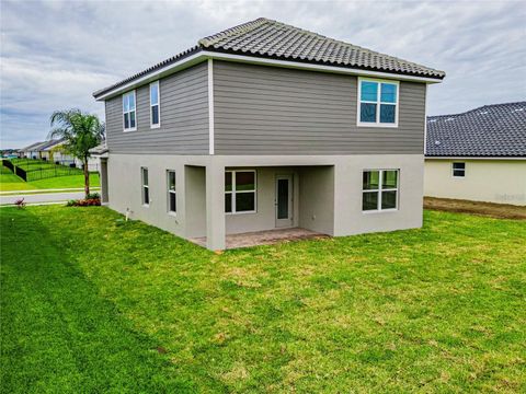 A home in AUBURNDALE