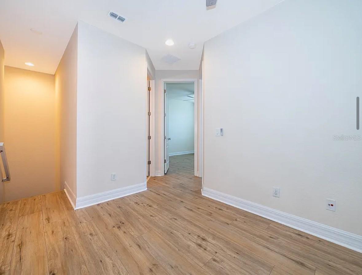 EAGLE CRK VILLAGE L PH 1 - Residential